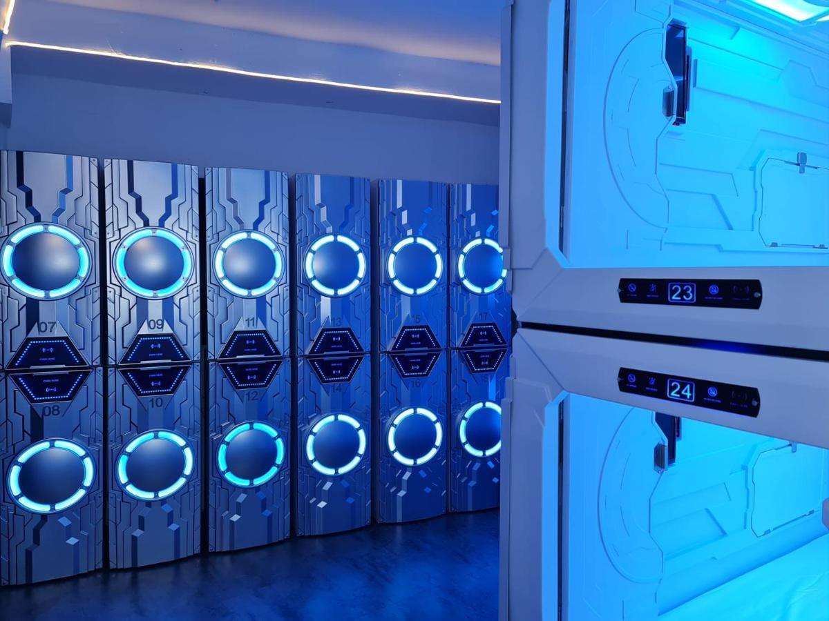 Galaxy Pods Capsule Hotel Boat Quay Singapur Exterior foto