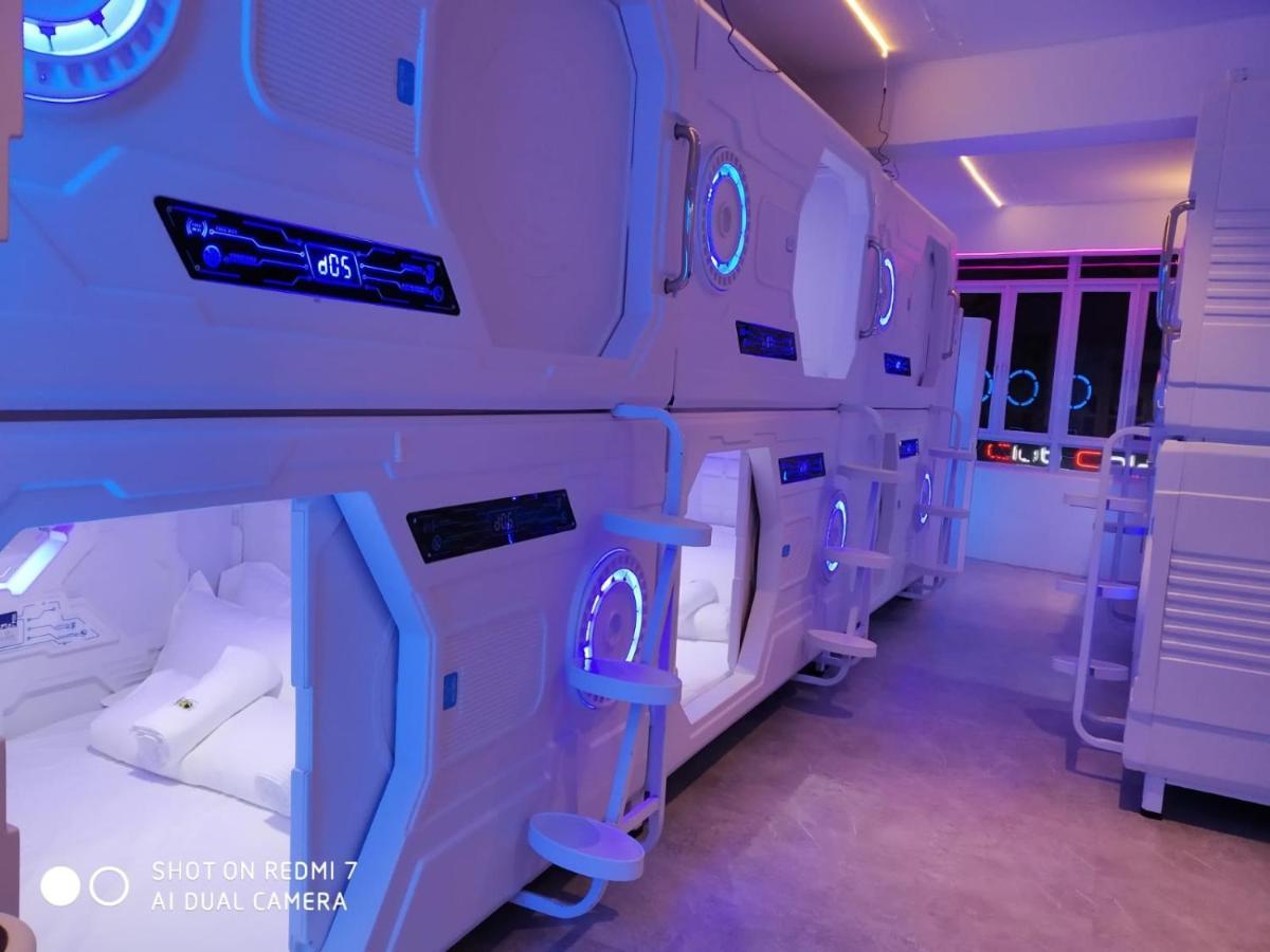 Galaxy Pods Capsule Hotel Boat Quay Singapur Exterior foto