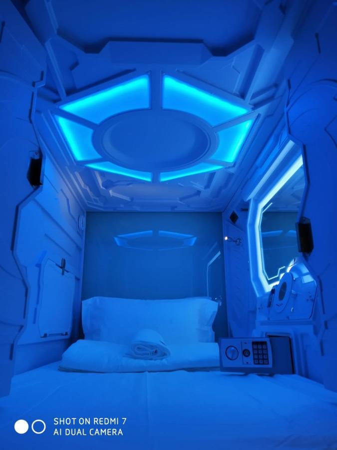 Galaxy Pods Capsule Hotel Boat Quay Singapur Exterior foto