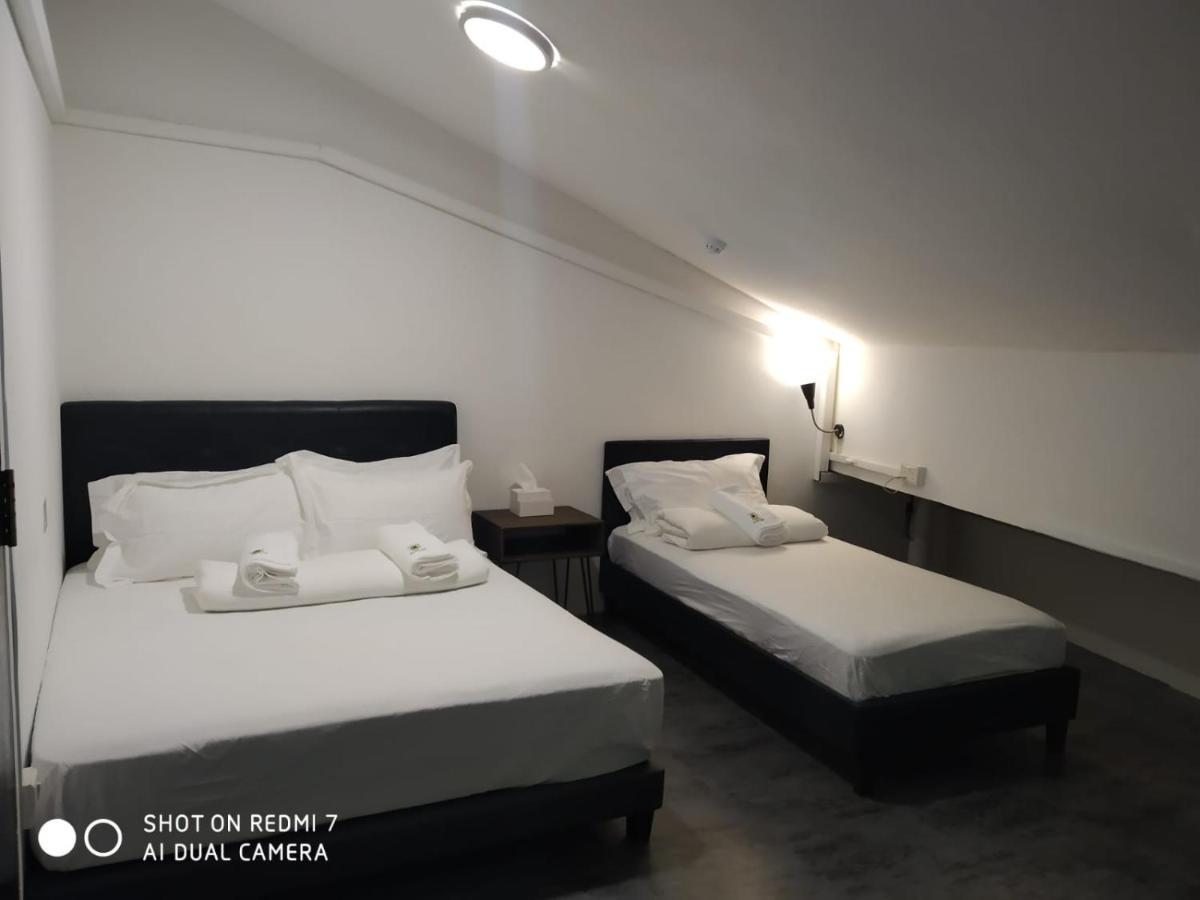 Galaxy Pods Capsule Hotel Boat Quay Singapur Exterior foto